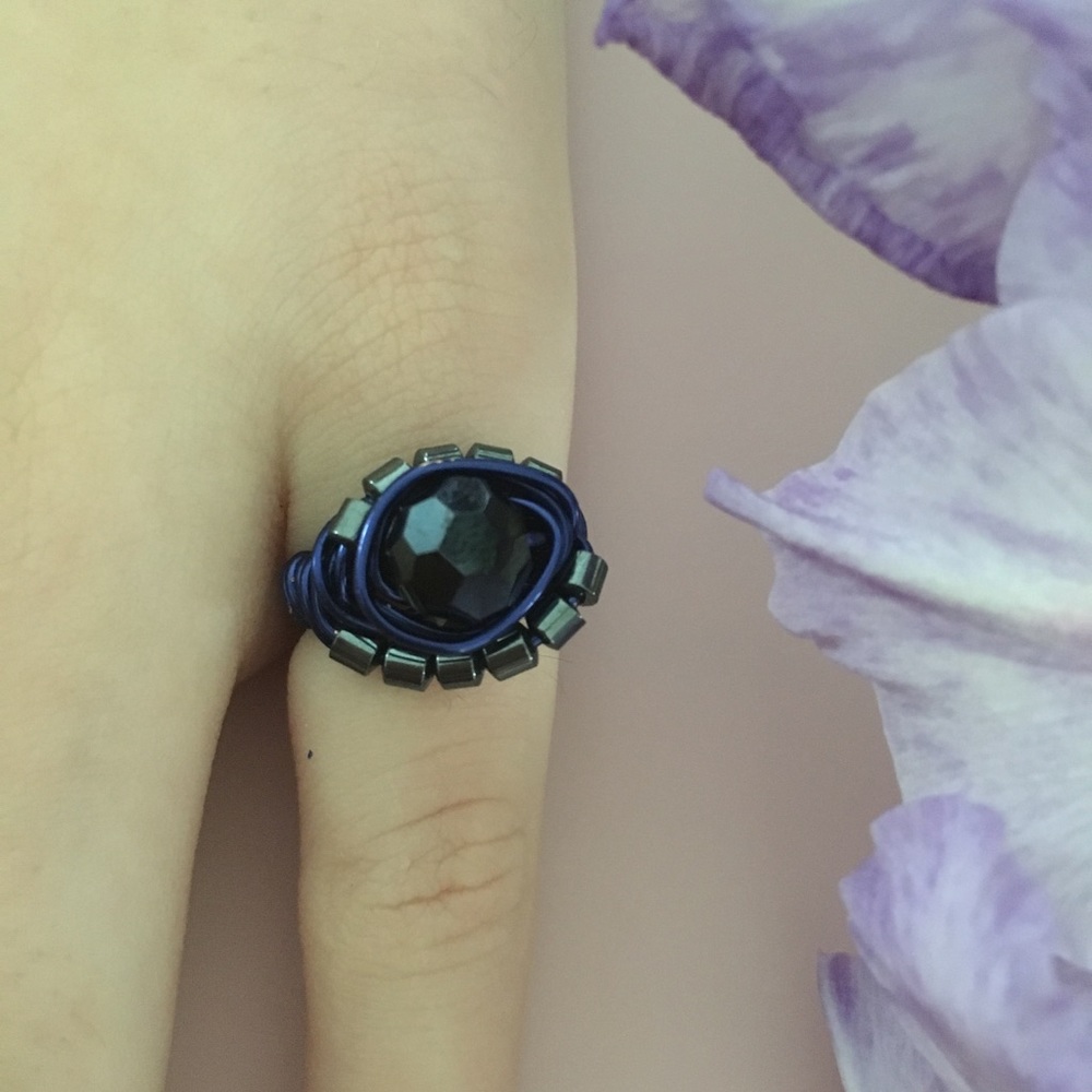 Hematite & Swarovski Crystals wire wrapped ring.🎊